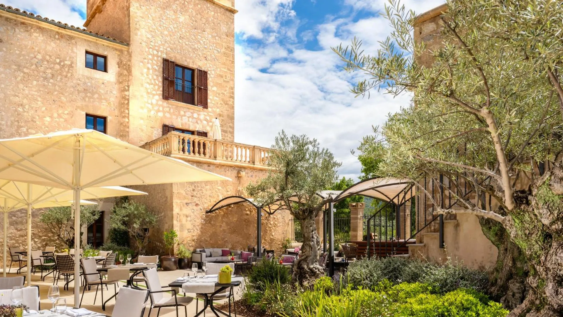 *****  Castell Son Claret - The Leading Hotels Of The World Es Capdella Spanje