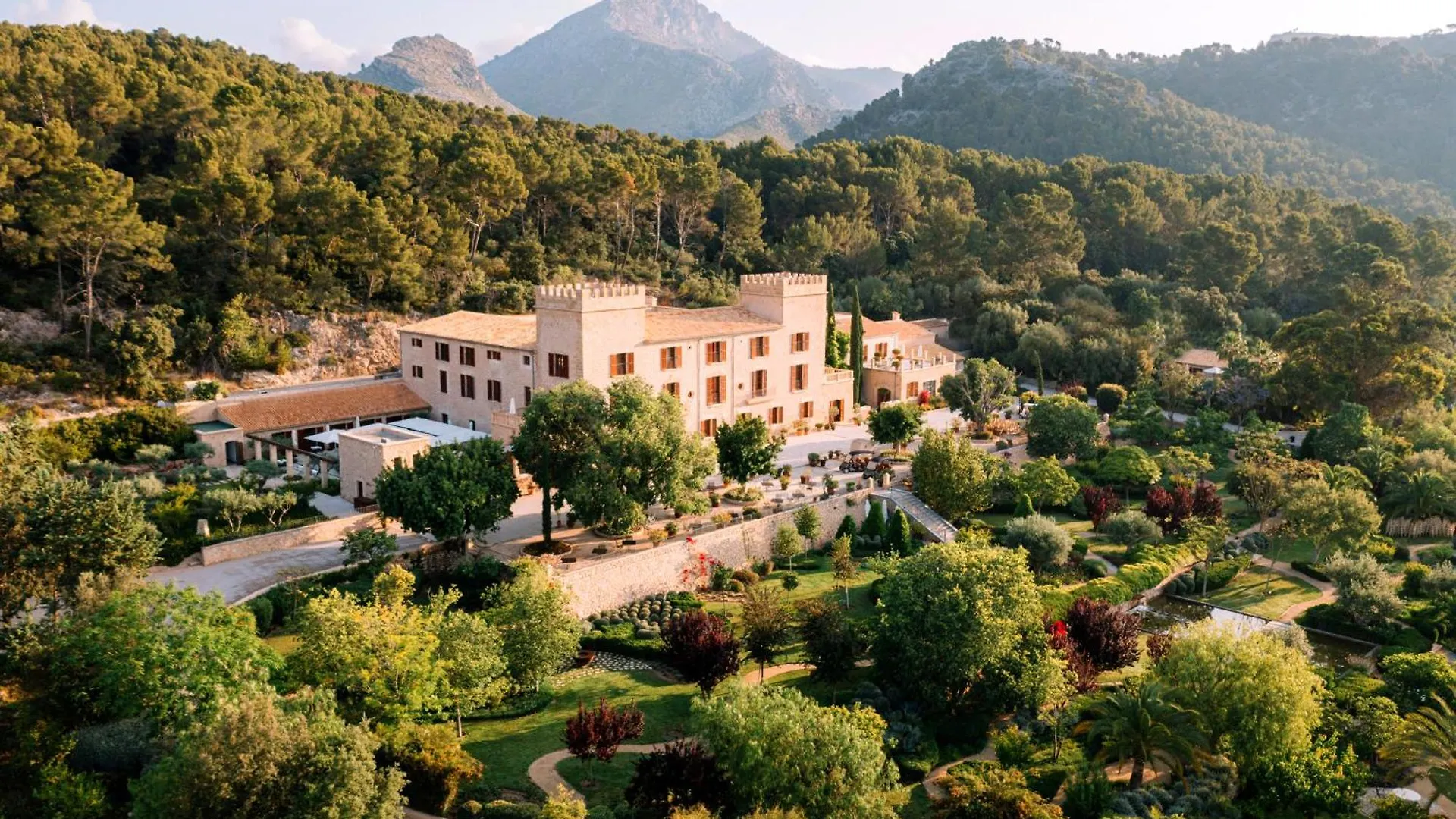 Castell Son Claret - The Leading Hotels Of The World Es Capdella